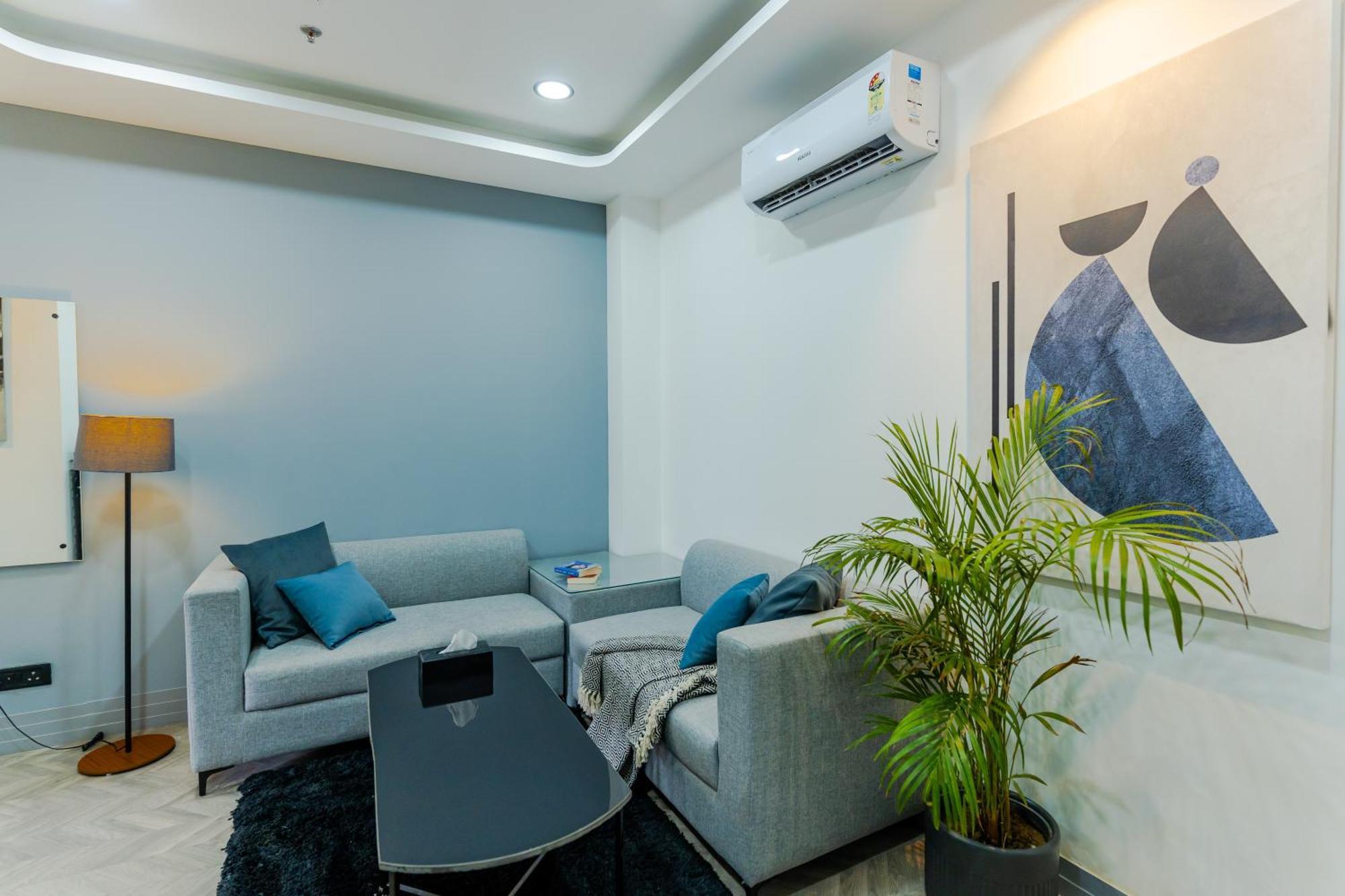 Bedchambers Luxury Apartment Near Golf Course Road グルガウン エクステリア 写真