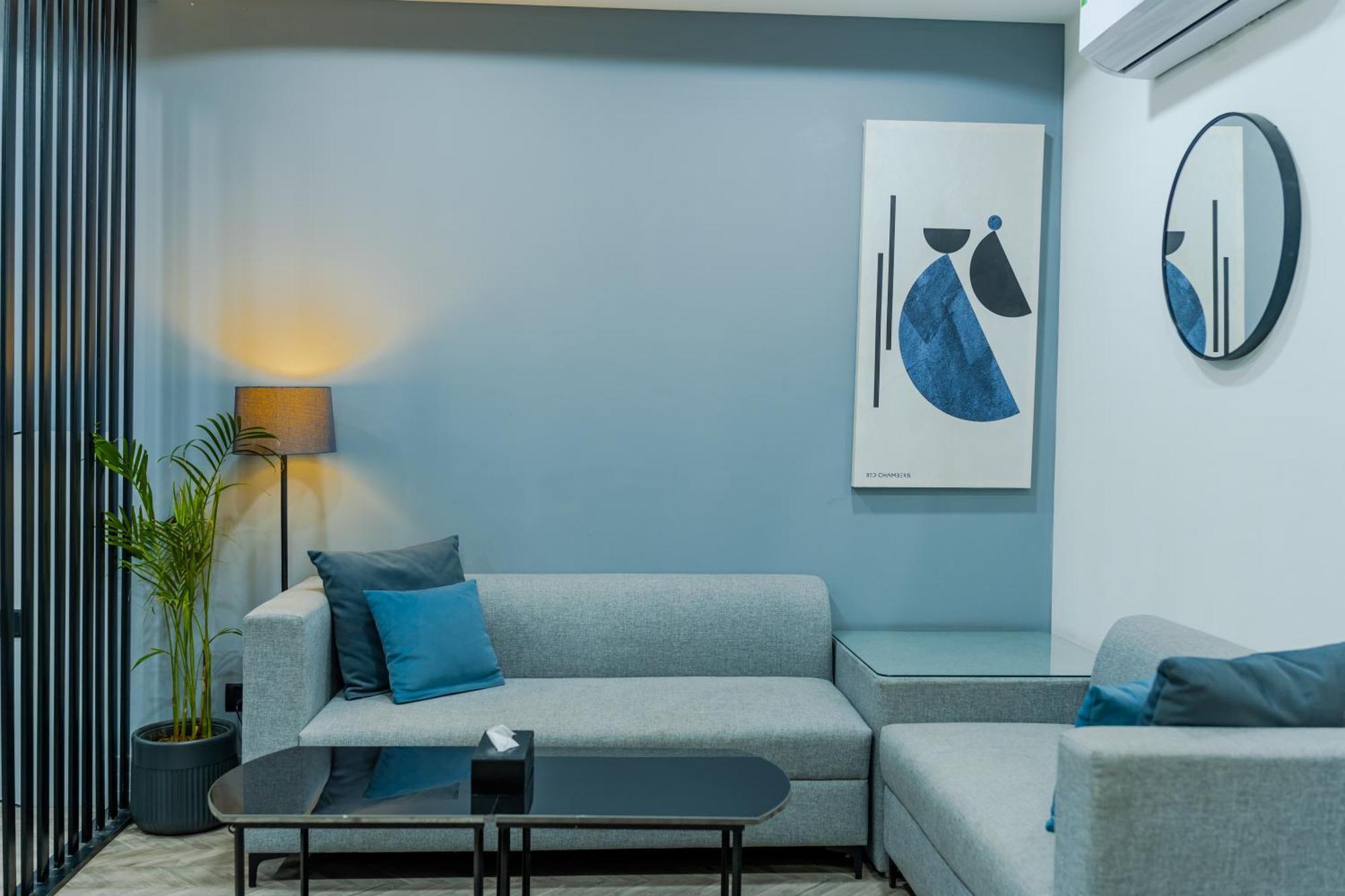Bedchambers Luxury Apartment Near Golf Course Road グルガウン エクステリア 写真